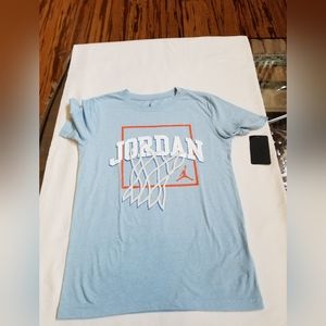 JORDAN YOUTH BOY'S GRAPIC T-SHIRT SHORT SLEEVES SIZE LG BLUE